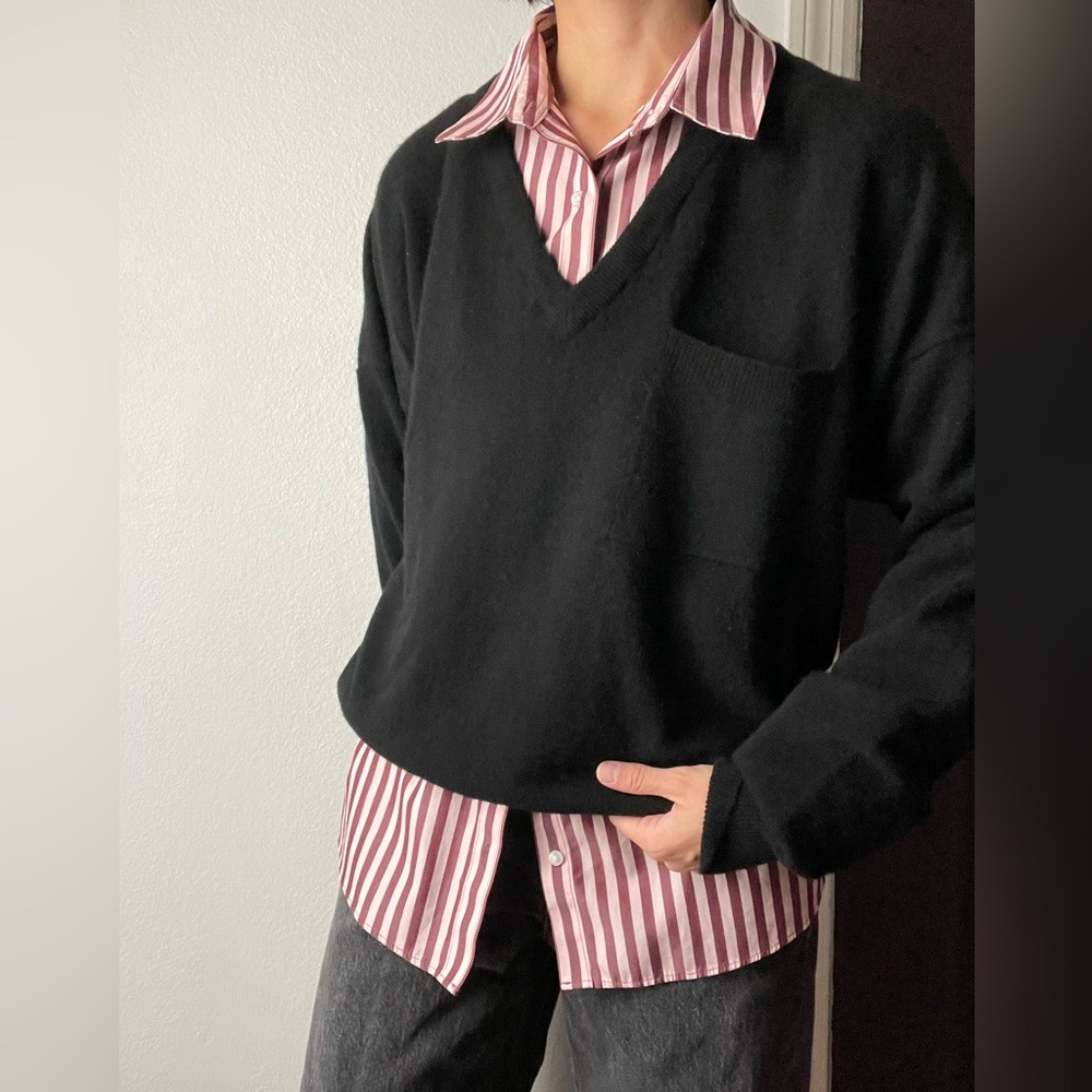 Vintage lambswool black sweater